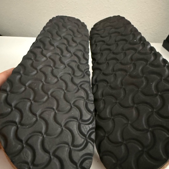 Birkenstock women’s Navy and Brown Sandals - Picture 5 of 6